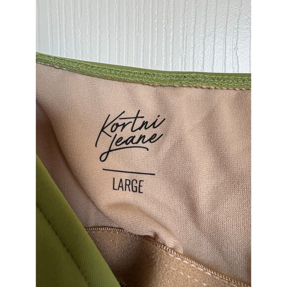 KORTNI JEANE KJ Swim V Neck Cropped Top Ruffle WOMENS L Large Olive Green NWOT - Picture 3 of 3